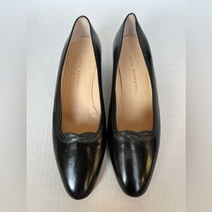 SILVIA FIORENTINA SHOES. Made in Italy.  Black Leather. Size 8.5 M.  Bit narrow